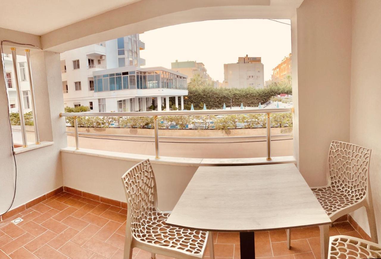 Flors Apartments ดูร์เรส ภายนอก รูปภาพ