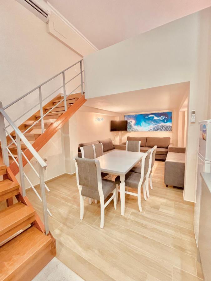 Flors Apartments ดูร์เรส ภายนอก รูปภาพ