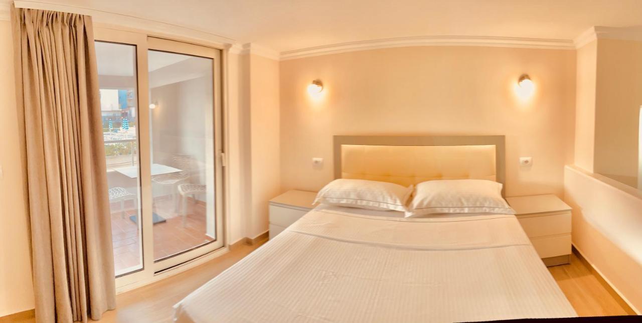 Flors Apartments ดูร์เรส ภายนอก รูปภาพ