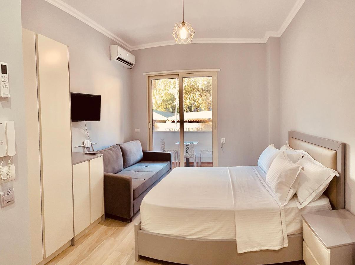 Flors Apartments ดูร์เรส ภายนอก รูปภาพ