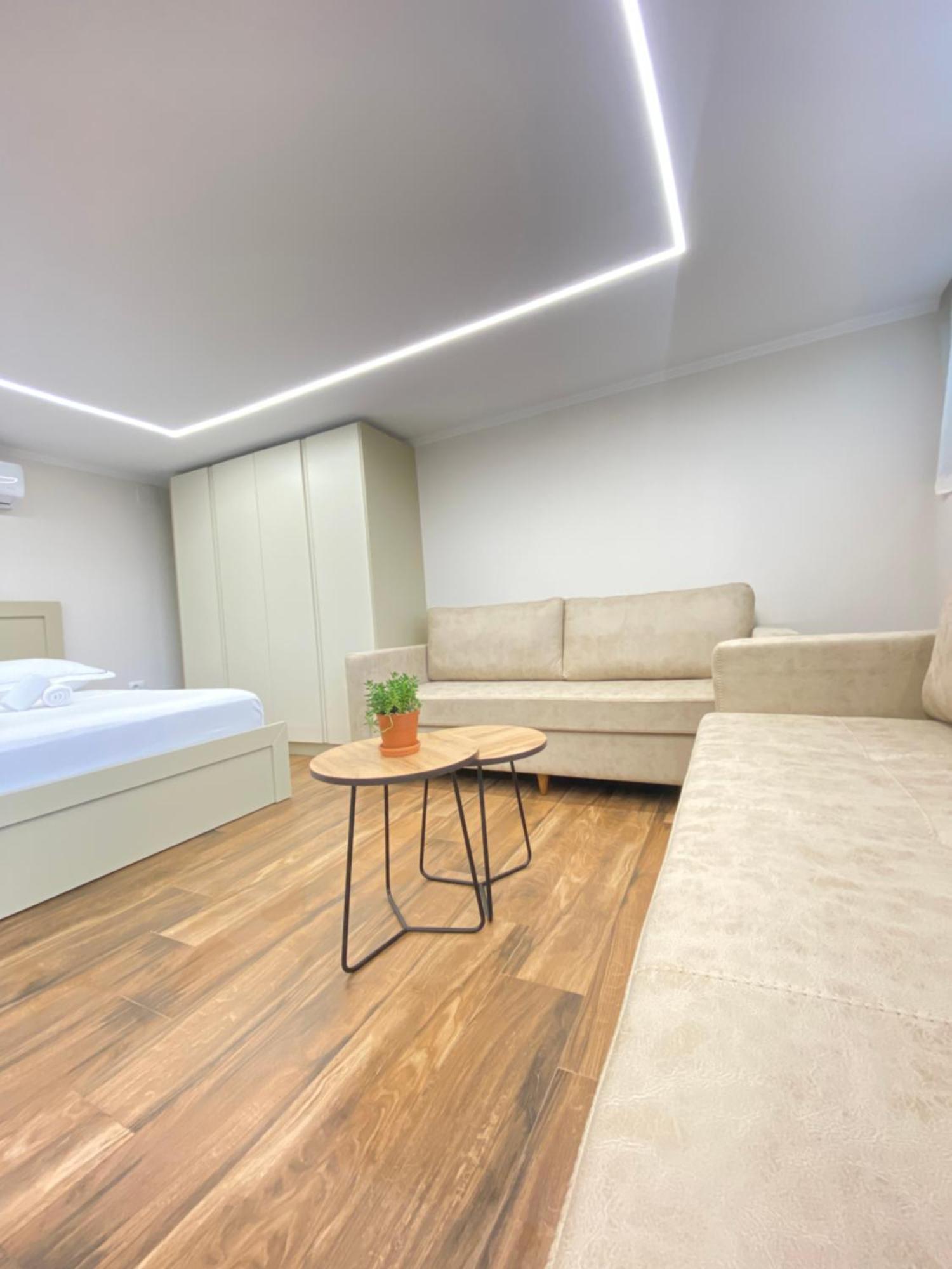 Flors Apartments ดูร์เรส ภายนอก รูปภาพ
